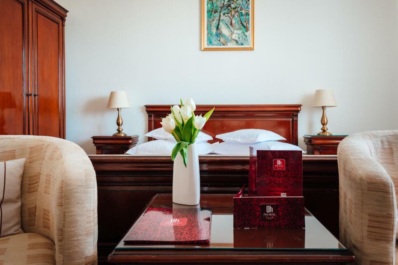 Hotel Onix Kolozsvár Kültér fotó